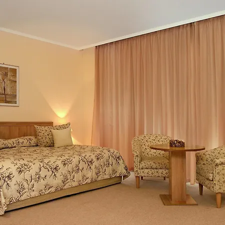 Boutique Orchidea فندق غولدن ساندز